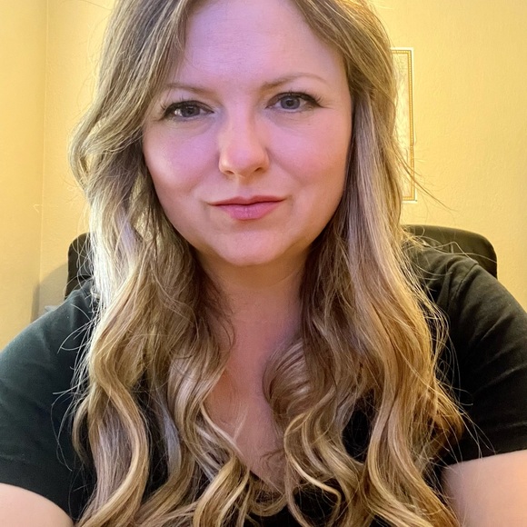 Meet your Posher, Jkg sales - Picture 2 of 3